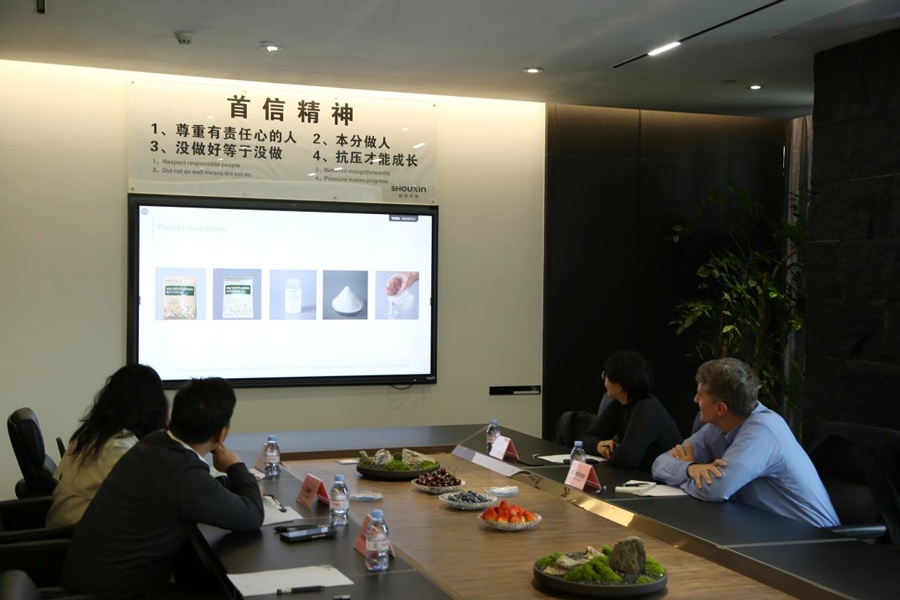 基思·布拉德舍（Keith Bradsher）社長(zhǎng)與首信會(huì)議交流